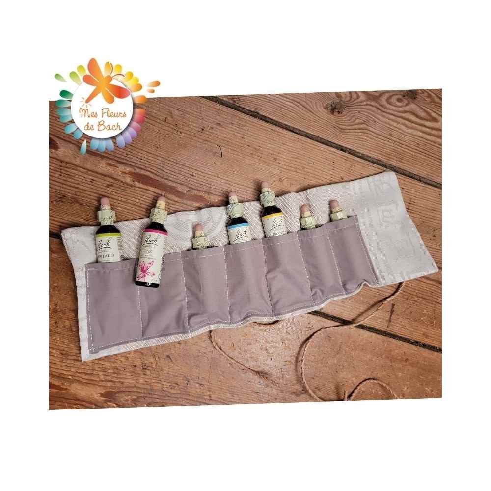 Pochette tissus de rangement pour 7 flacons Fleurs de Bach 10ml ou 20ml Pochette tissus de rangement pour 7 flacons Fleurs de Bach 10ml ou 20ml